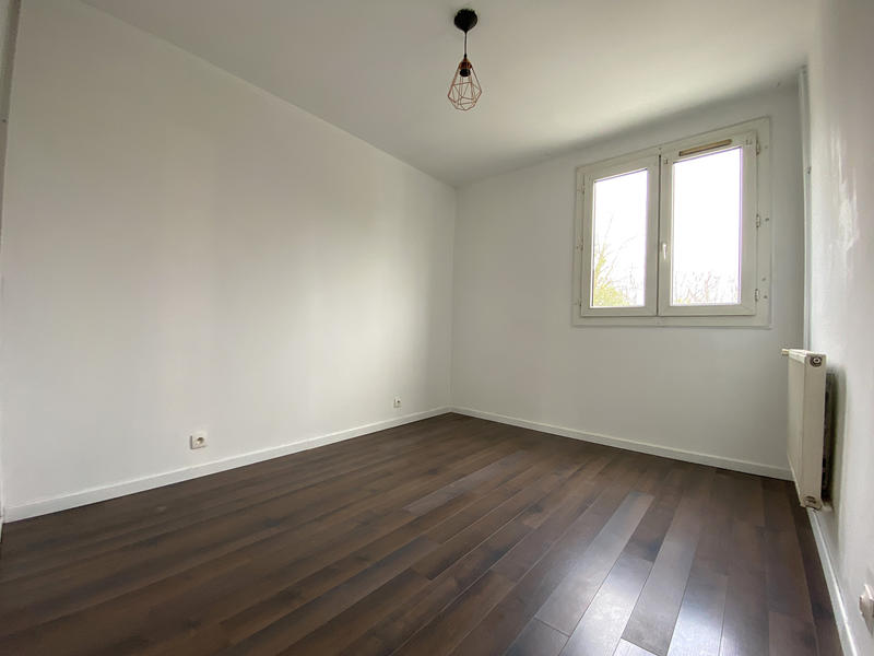 Appartement - 95 m² - 5 pièces