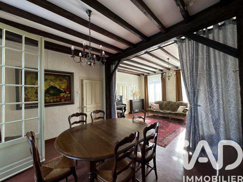 Maison - 188 m² - 8 pièces