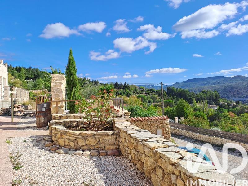 Maison - 192 m² - 7 pièces