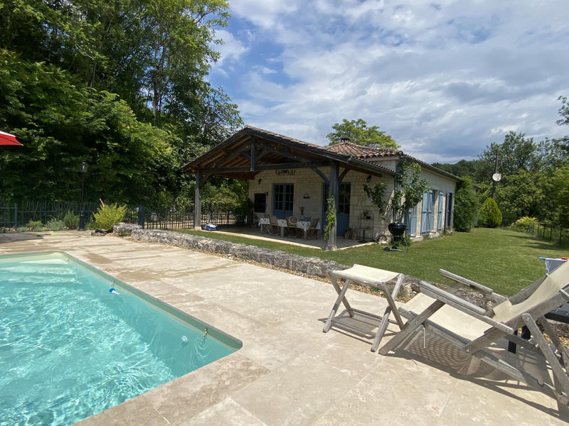 Maison - 140 m² - 7 pièces