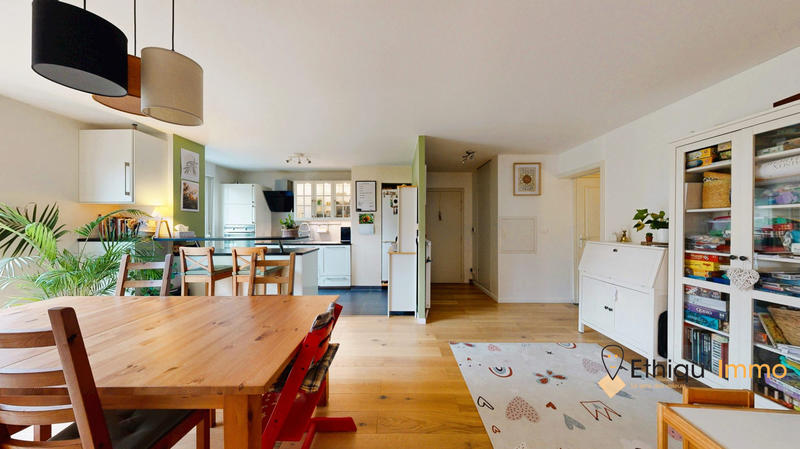 Appartement - 86 m² - 3 pièces