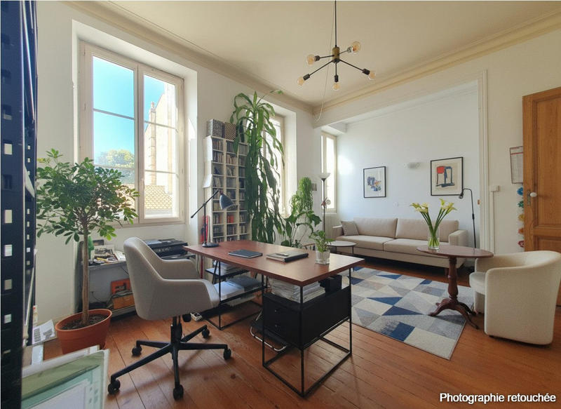 Maison - 204 m² - 6 pièces