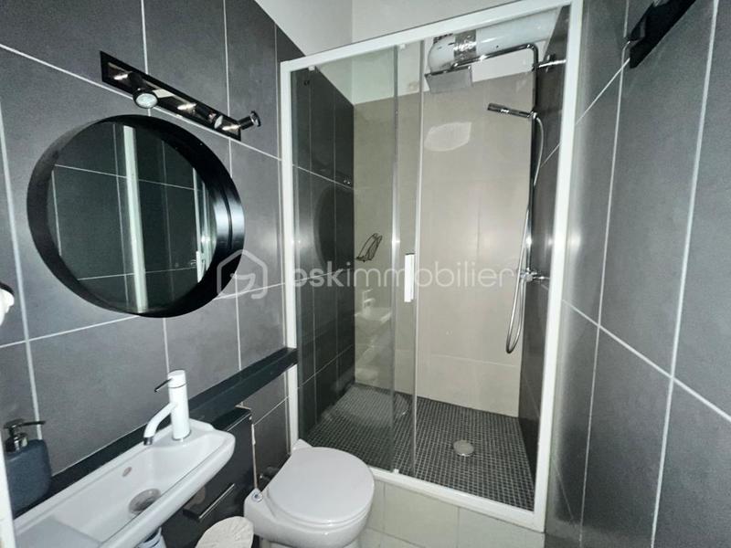 Loft - 55 m² - 2 pièces