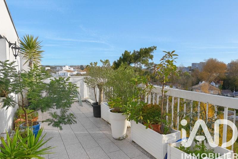 Appartement - 107 m² - 3 pièces