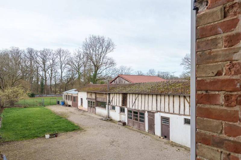 Maison - 274 m² - 7 pièces