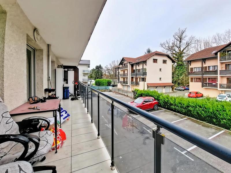 Appartement - 90 m² - 4 pièces