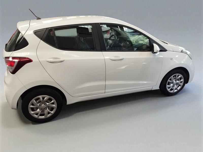 Hyundai i10 1.2 87 Intuitive