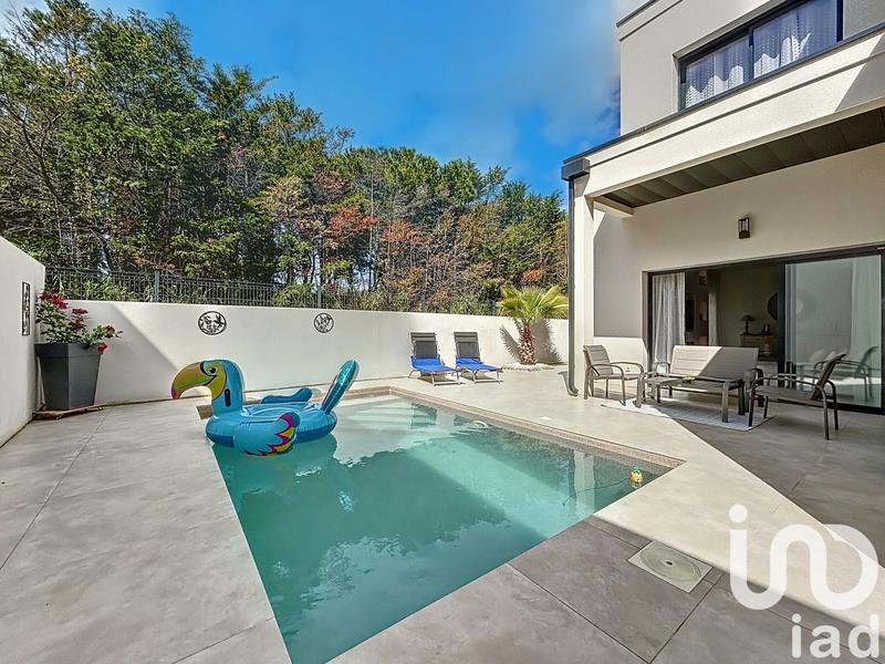 Maison - 144 m² - 5 pièces