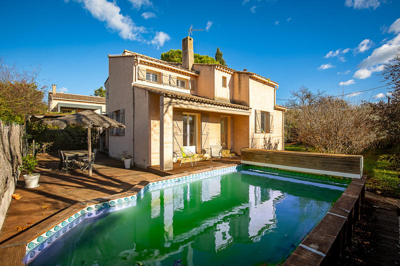 Villa - 189 m² - 6 pièces