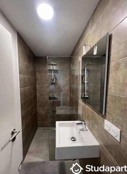 Chambre - 12 m² - 1 pièce