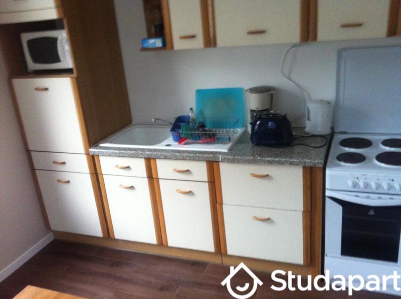 Chambre - 9 m² - 1 pièce