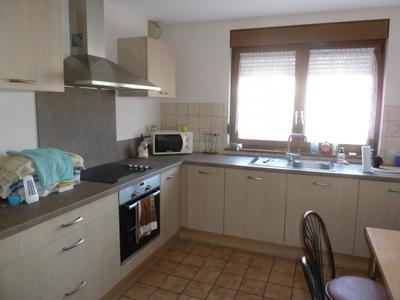 Appartement - 81 m² - 3 pièces