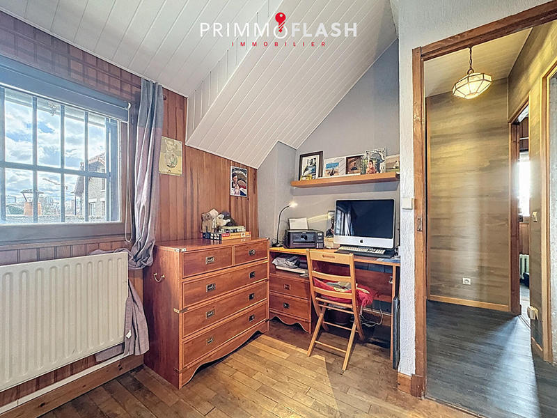 Maison - 90 m² - 4 pièces