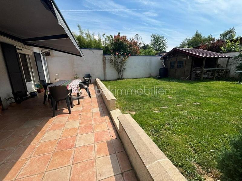 Maison - 97 m² - 4 pièces