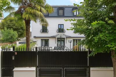 Villa - 200 m² - 7 pièces