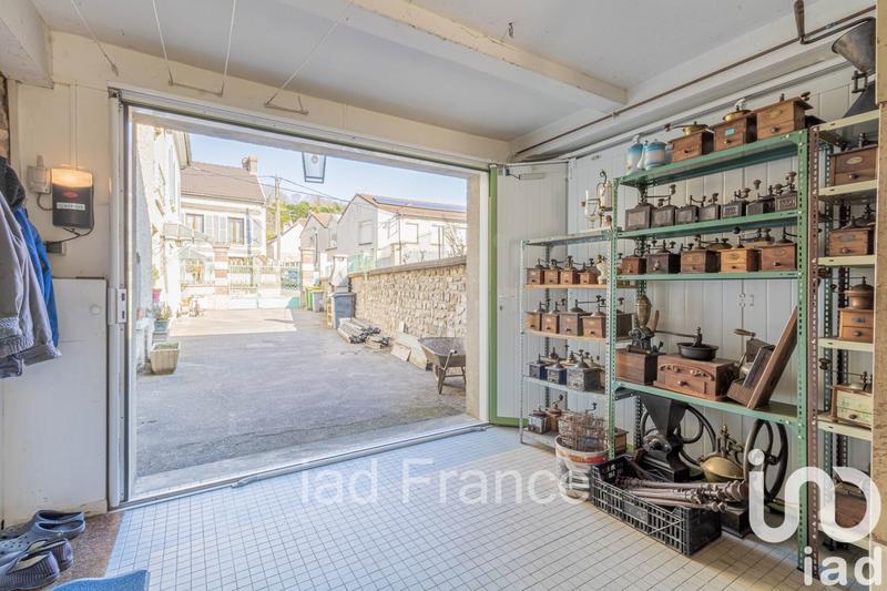 Maison - 330 m² - 12 pièces