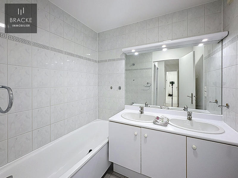 Appartement - 85 m² - 4 pièces