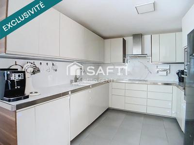 Appartement - 85 m² - 4 pièces