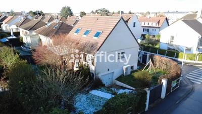 Pavillon - 150 m² - 6 pièces