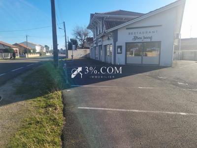 Local commercial - 201 m²