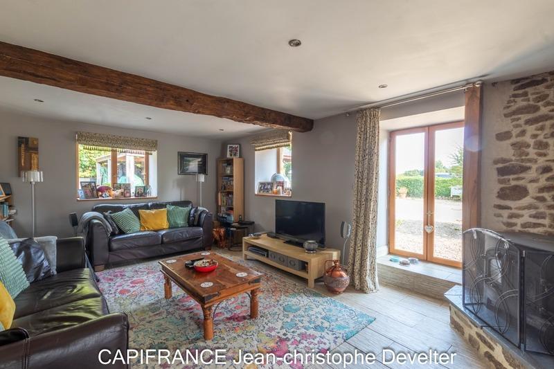 Maison en pierre - 133 m² - 6 pièces