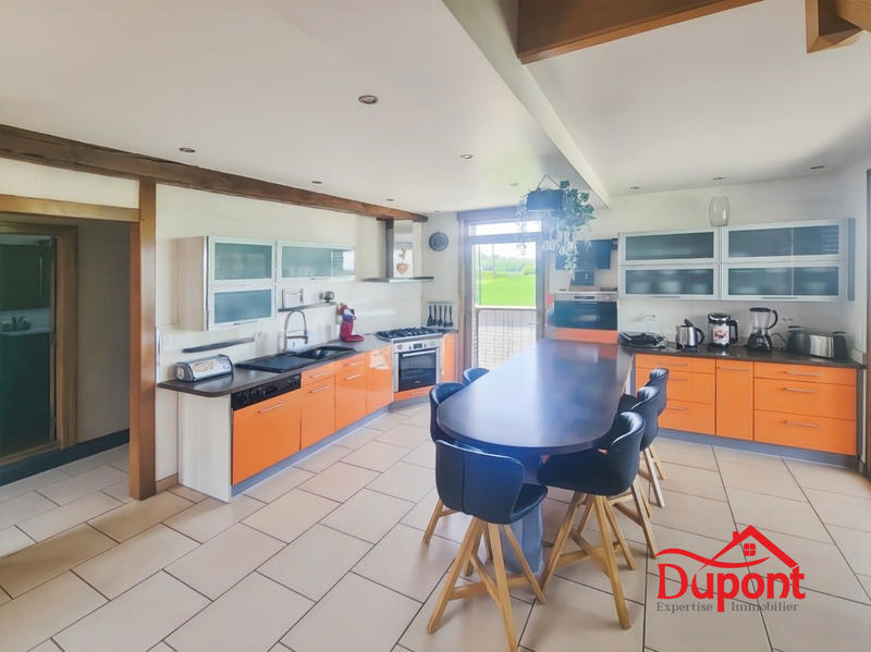 Maison - 177 m² - 5 pièces