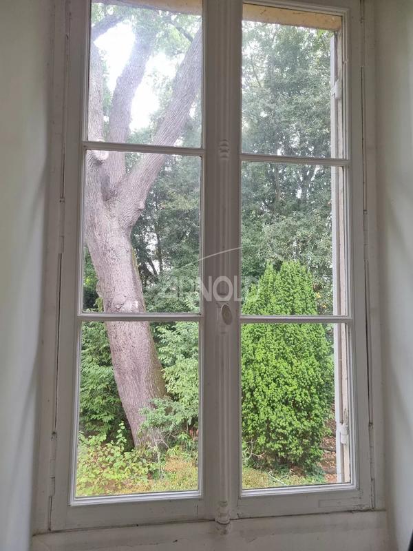 Bureau - 140 m² - 6 pièces