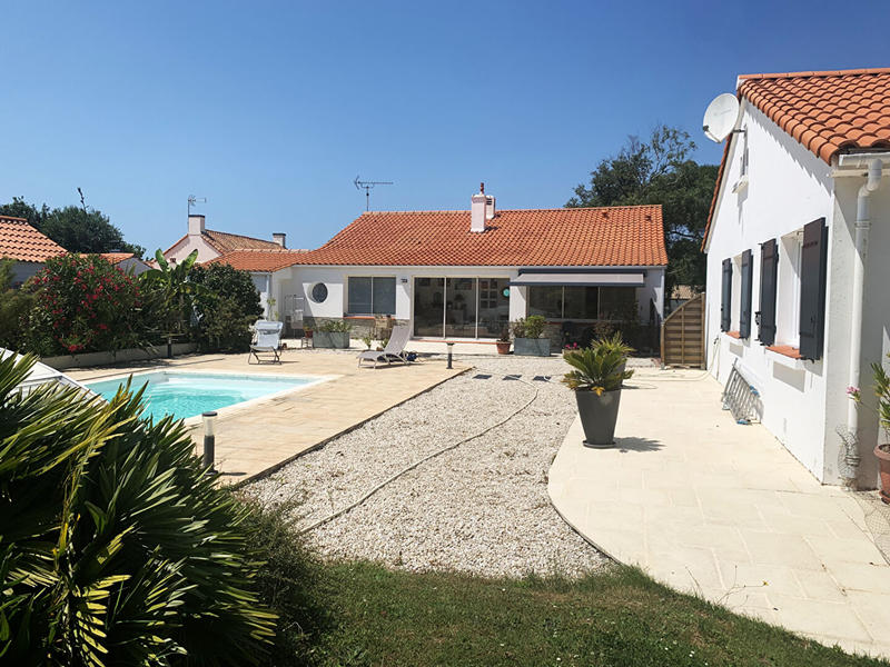 Maison - 169 m² - 6 pièces