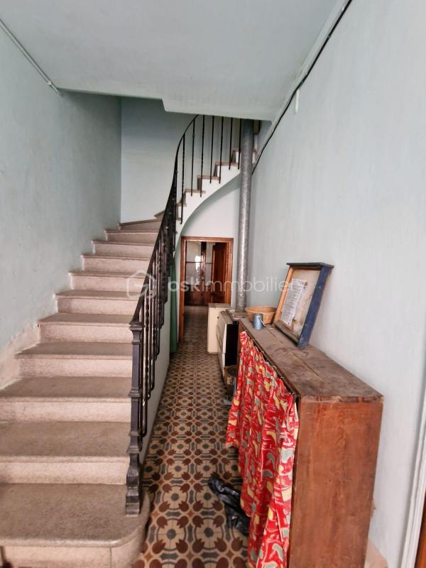 Maison de village - 180 m² - 7 pièces