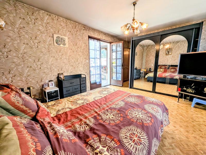 Maison - 187 m² - 6 pièces