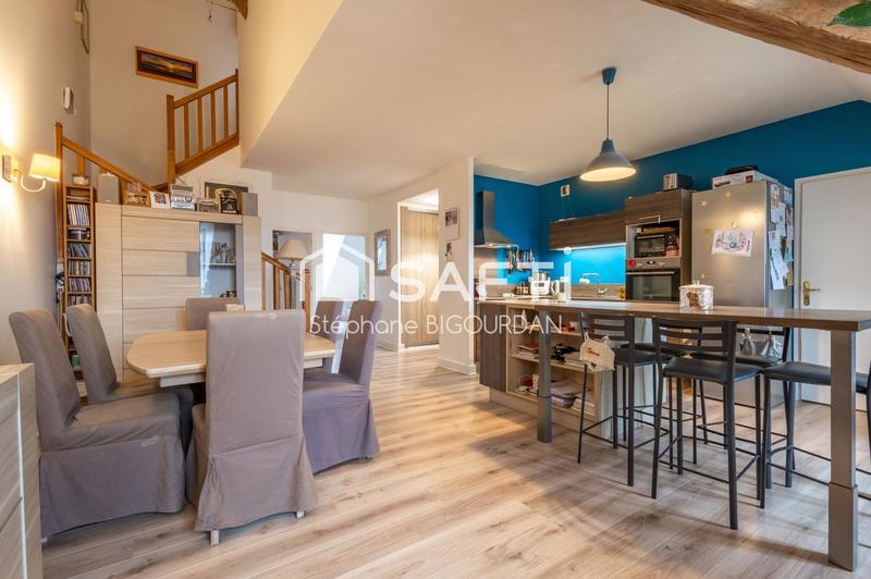 Appartement - 134 m² - 7 pièces