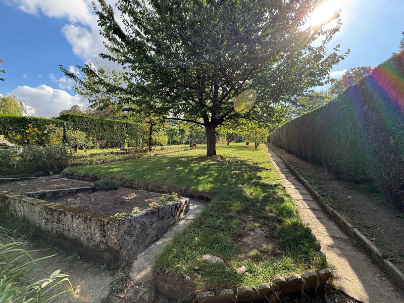 Maison - 161 m² - 7 pièces