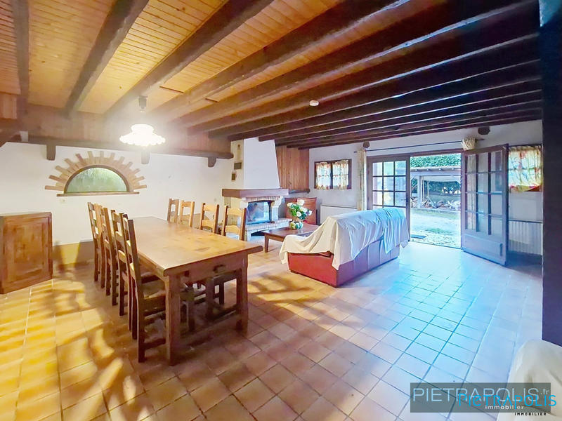 Maison - 143 m² - 6 pièces