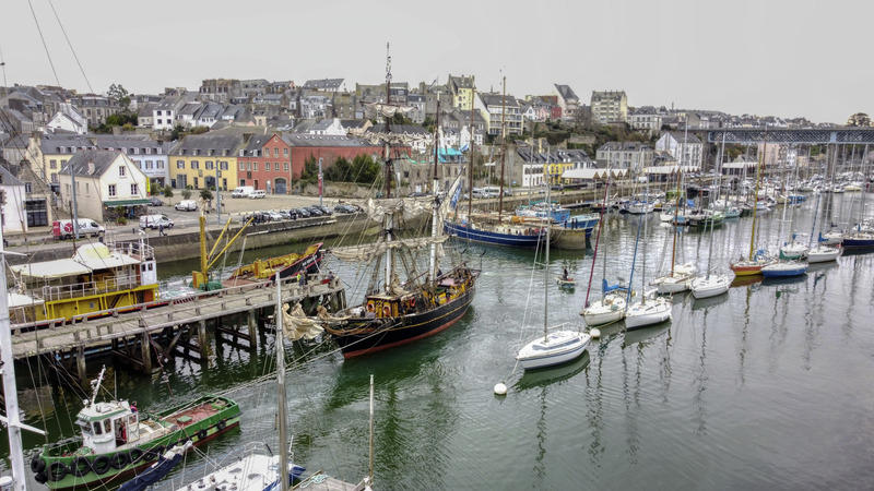 Local commercial - 218 m² - 1 pièce