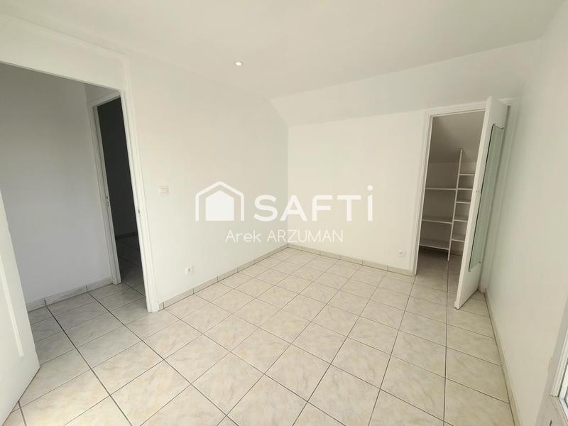 Maison - 277 m² - 6 pièces