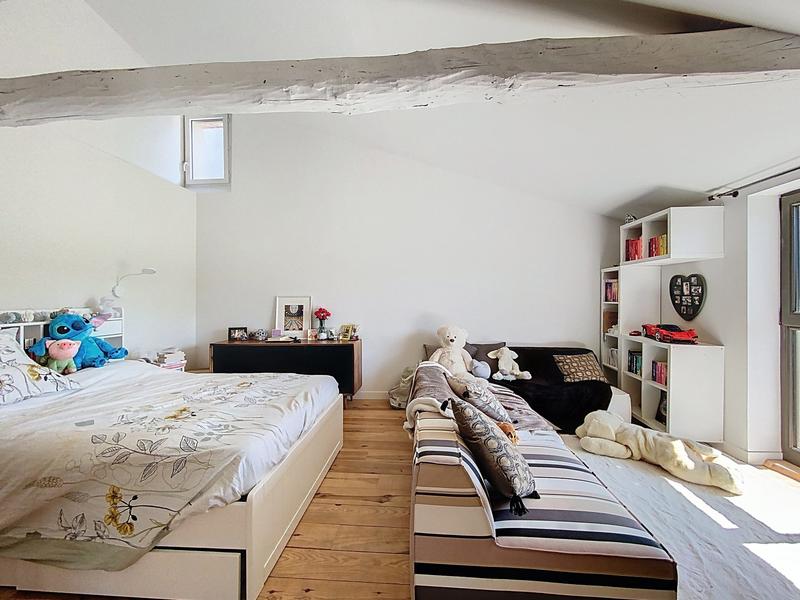 Maison - 263 m² - 7 pièces