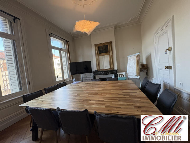 Bureau - 22 m² - 1 pièce