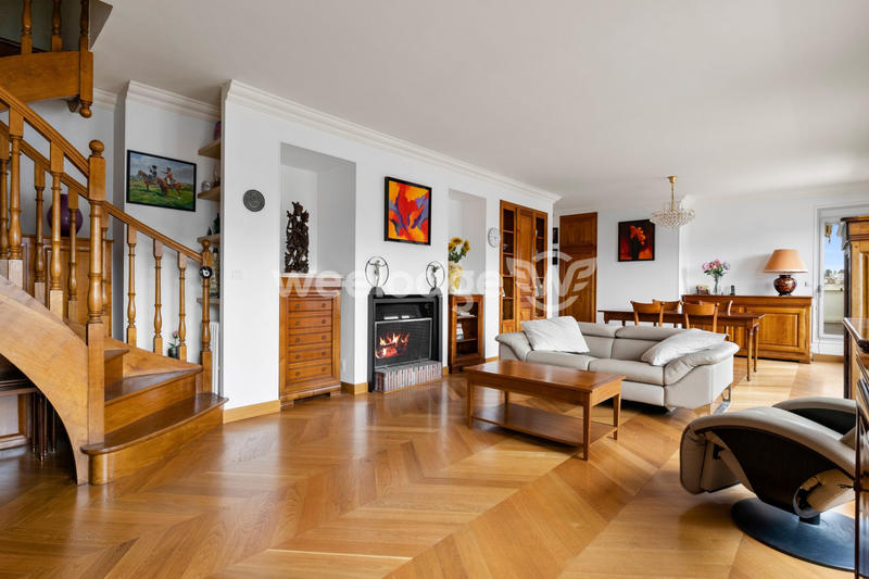 Appartement - 141 m² - 7 pièces