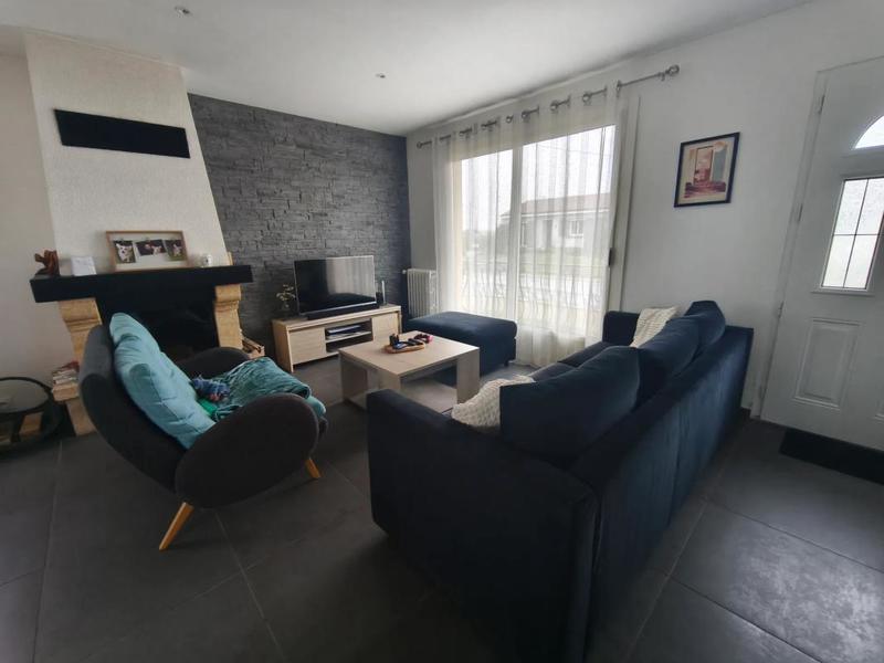 Maison - 93 m² - 5 pièces