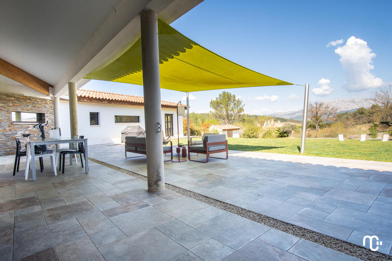 Maison - 177 m² - 5 pièces