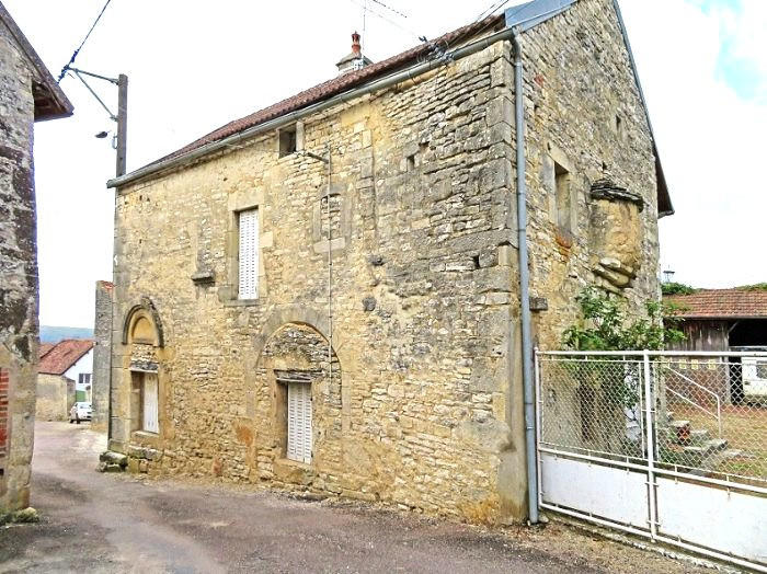 Maison ancienne - 86 m² - 4 pièces
