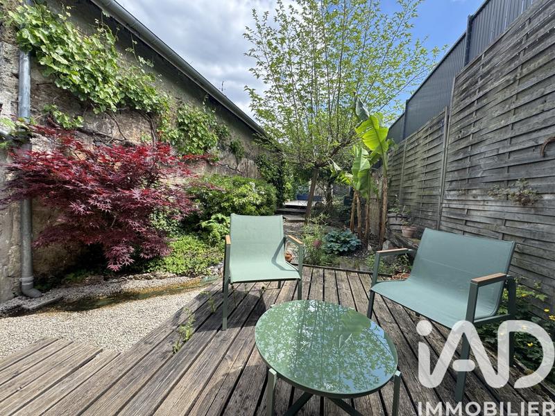 Maison - 315 m² - 8 pièces