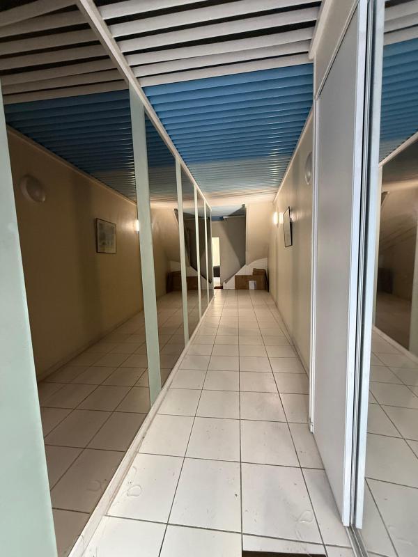 Immeuble - 180 m² - 5 pièces