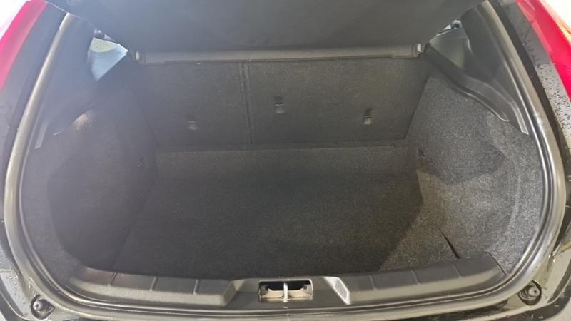 Volvo V40 Cross Country D2 120 Geartronic 6 Summum