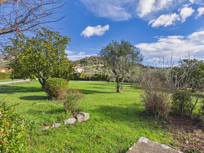 Villa - 240 m² - 7 pièces