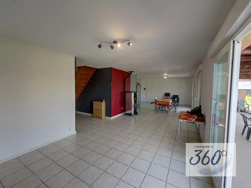 Maison - 159 m² - 7 pièces