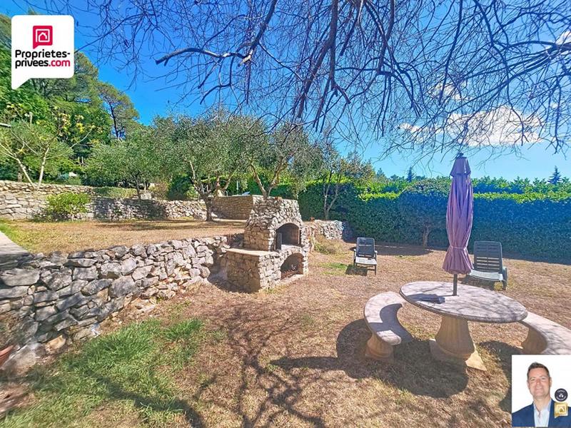 Villa - 183 m² - 6 pièces