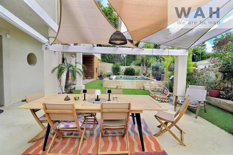 Maison de village - 200 m² - 6 pièces