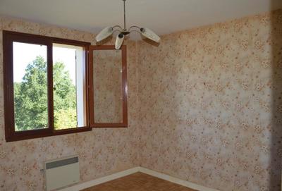 Maison - 80 m² - 5 pièces