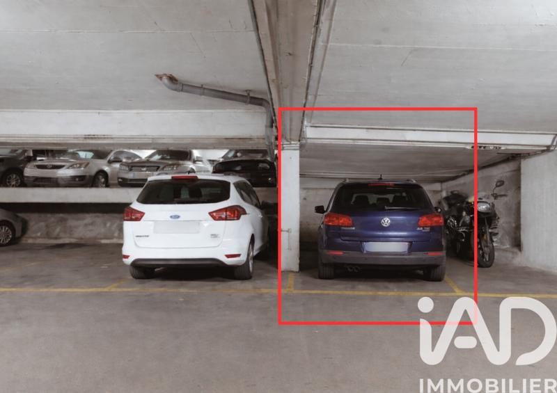 Parking - 12 m²